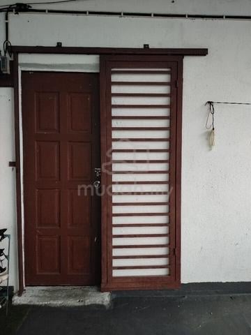 Rumah Untuk Disewa 1