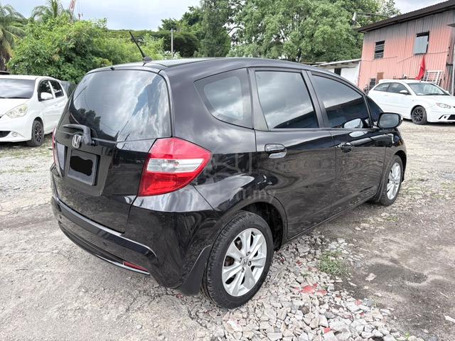 2013 CASH OTR Honda JAZZ 1.5 FACELIFT 1 OWNER (A) - 4