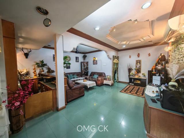 Jenjarom 1 Storey Corner 40x70 Fully Renovated Move In Condition 1
