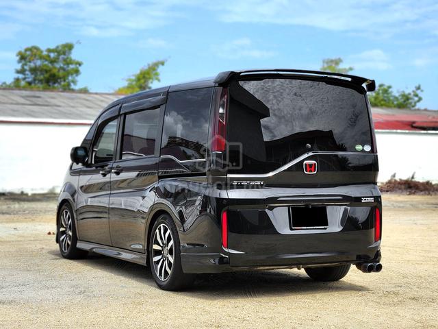 2017 Honda STEPWAGON 1.5 G (A) 5 TAHUN WARRANTY - 2
