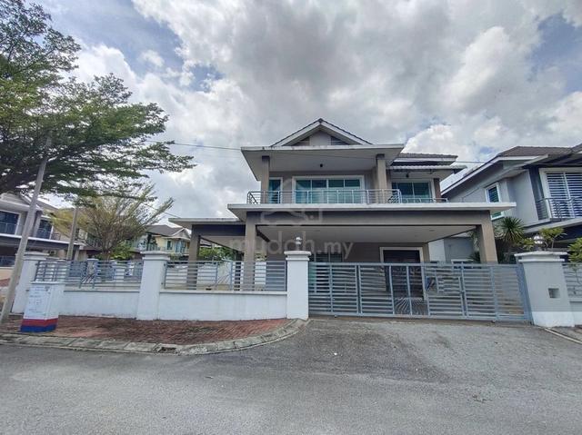 Below Market 40% !!! 24x80 Corner Lot With 30 Feet Extra Land!!! 1