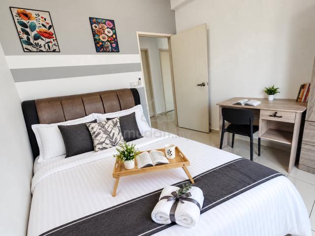 Middle Room To Rent at Imperial Residences, Sungai Ara (Inc. Car park) 1