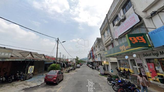 Freehold End Lot 3 Storey Shop Lot Tamam Selayang 1