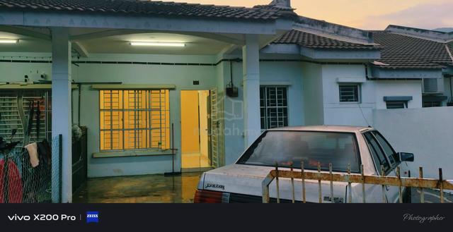 Taman Bandar Utama, Tampin Negeri Sembilan. Single storey For rent 1