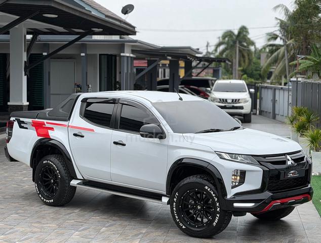 2019 Mitsubishi TRITON 2.4 VGT A/T PREMIUM MY2016 - 1