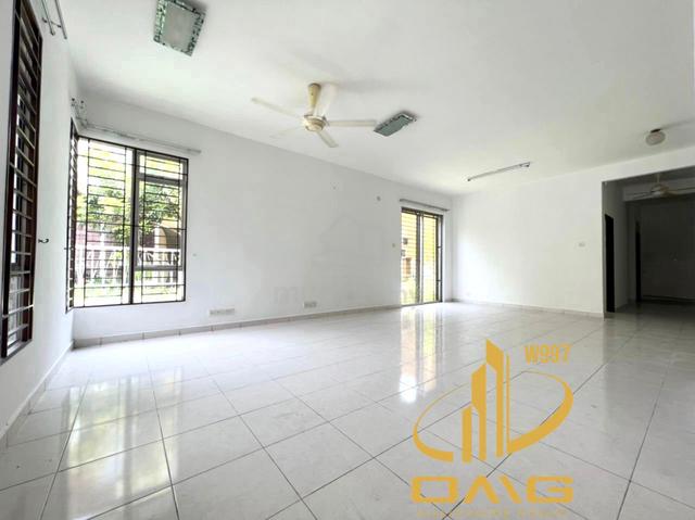 Aman perdana 2sty Cluster Semi D 32*65sqft Basic unit for sale 2