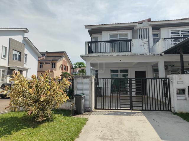 Taman Bestari Perdana Double storey end lot with land 1