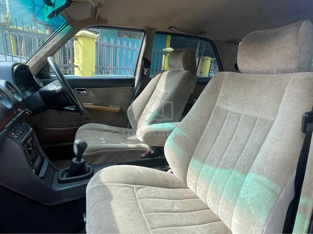 1985 Mercedes Benz W123 200 - 4