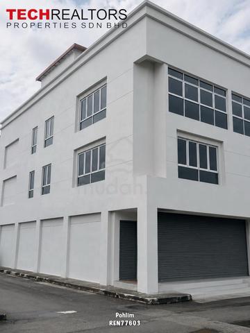 3STOREY SHOP LOT FOR SALE (endlot) 1