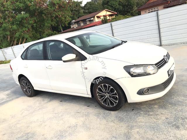 Volkswagen POLO SEDAN 1.6(A)NEW FACELIFT/FULL SPEC - 2