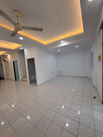 Taman Sri Putri 1540sqft Fully Renovated Double Storey House 1