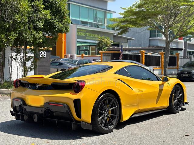 2016 Ferrari 488 GTB 3.9 V8 (A) - 3
