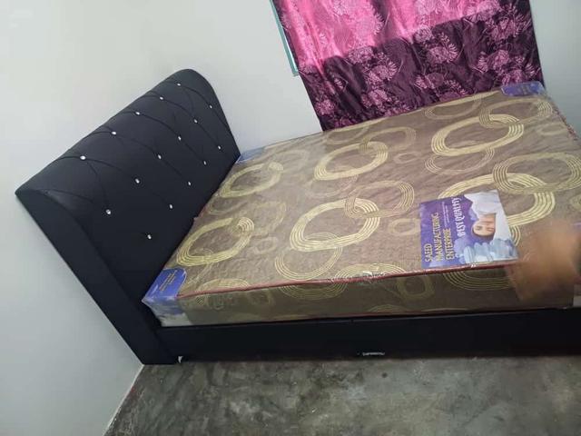 Katil divan Bed frame Queen size  - photo 3 of 3