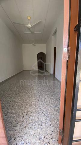 Near Kubang Kerian|6 Pax Only|Max 2 Cars|No Pets|No Business Operation 1