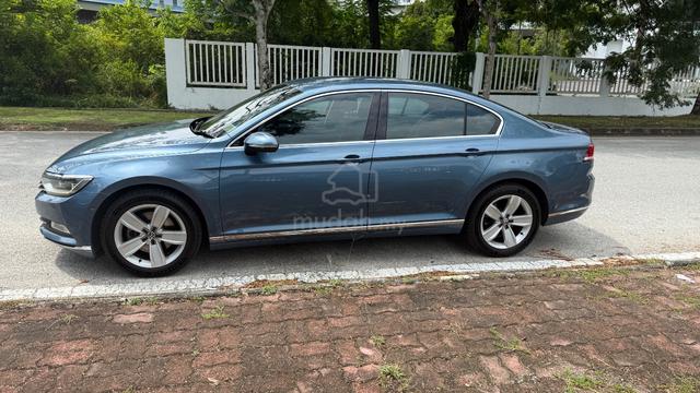 2018 Volkswagen PASSAT 1.8 TSI COMFORTLINE (CKD) - 4