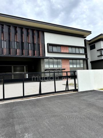 ELMINA TWIN FACTORY  – HIGHWAY FRONTAGE UNIT@Sungai Buloh 1