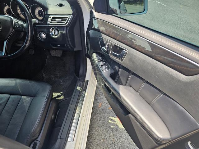 2015 Mercedes Benz E250 AVANTGARDE (CKD) 2.0 - 3