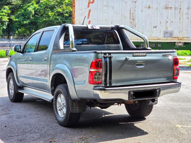 2014 Toyota HILUX 2.5 G VNT (A) cond sangat cantik - 3