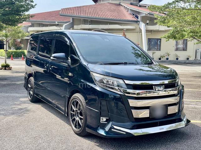 2017/ 2022 Toyota NOAH Voxy 2.0 TRD Full Bodykits - 2