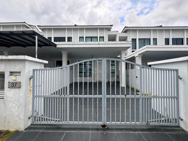 Ecotropics (Kota Masai) Partially Furnished With Modern Concept 1