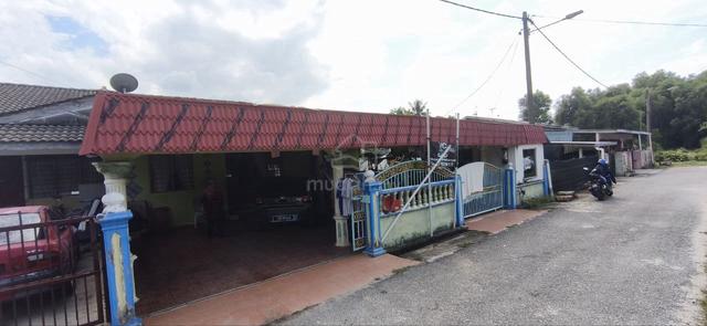 SEMI D Extend Besar Kg wakaf tengah , Mengabang Telong Murah 1