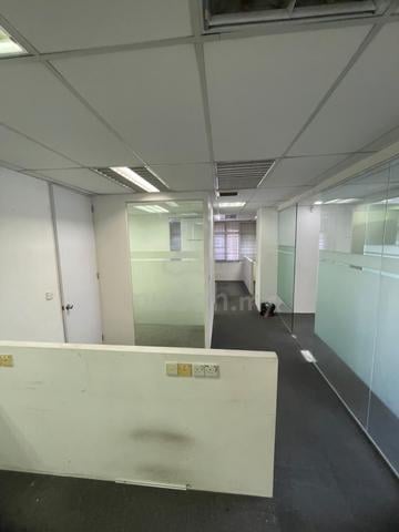 Usj 9, office end lot, partition glass, subang jaya 1