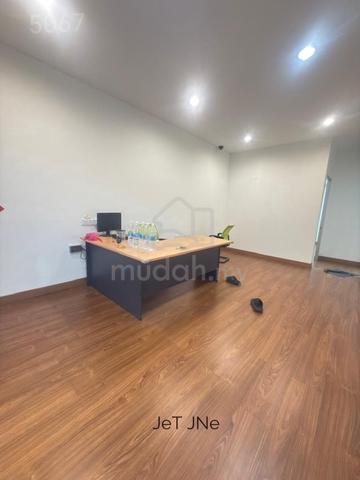 Bayu Tinggi Klang 3 Storey Shoplot Facing Open 2nd Floor For Rent 1