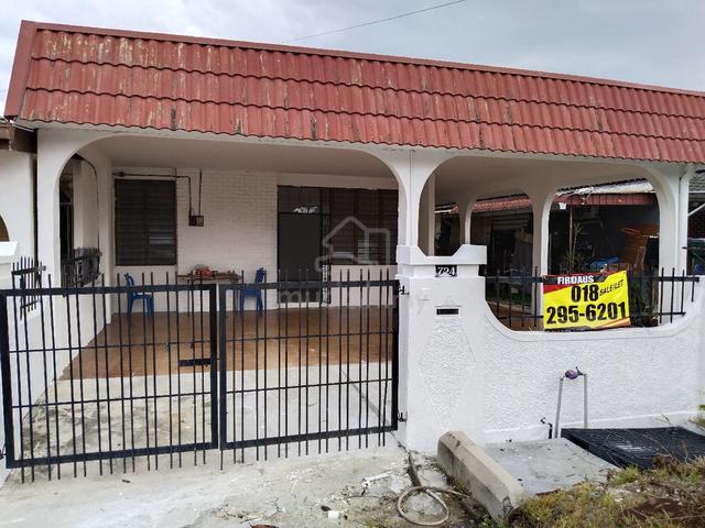 1 storey End Lot Taman Paroi Jaya 1