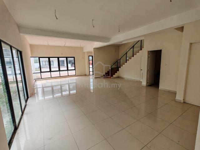 3-Storey Semi-Detached House( 6 rooms 6 bath) Taman Anggun 3, Rawang 1
