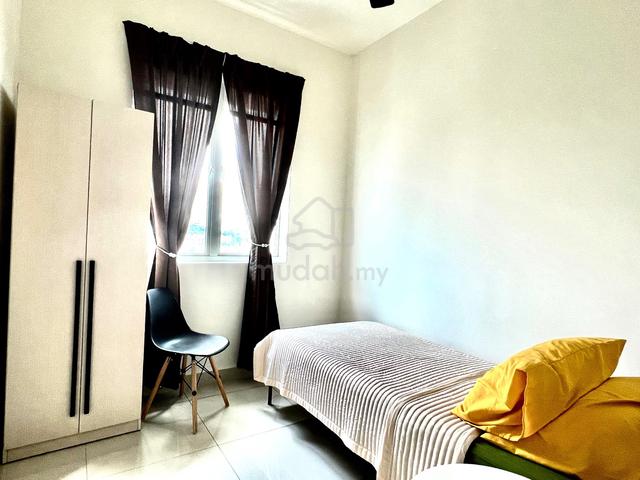 Private room in Suasana Residensi 1