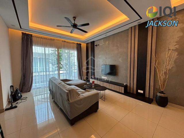 SUNWAY WELLESLEY BM @ Great Renovated Upper Townhouse For Sales 1