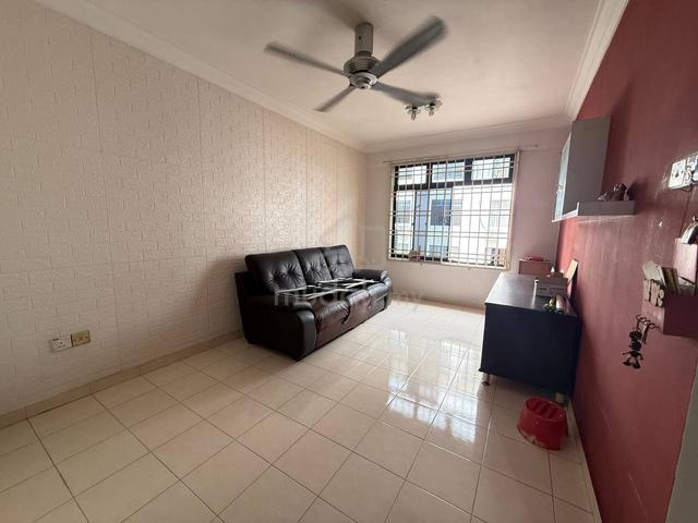 Flat Sri Lanang (Desa Tebrau) 1
