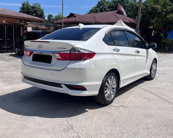 2020 Honda City 1.5 V (A) (LOAN KEDAI) - 4
