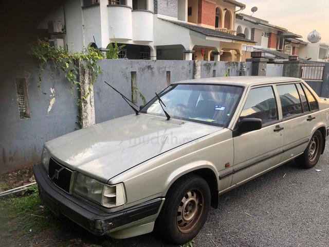 1996 Volvo 940 2.3 GL (A) - 2