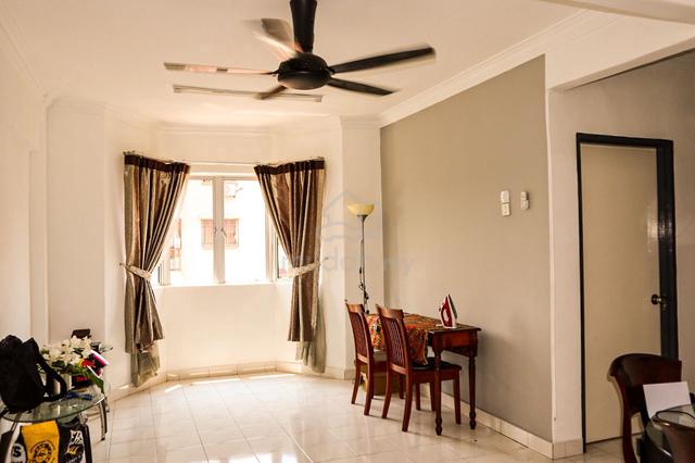 Carmilla Apartment 1