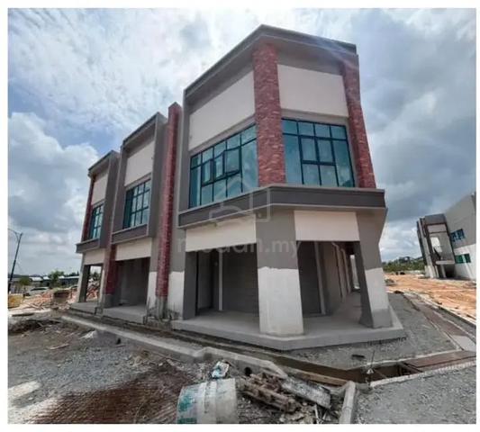 Village Square Gamuda Garden Rawang 2 Storey Brand New Shop Lot Rent 1