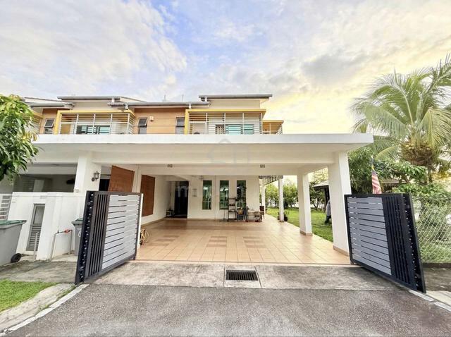 Corner lot 2 storey terrace laman mawar, kota seriemas nilai 1