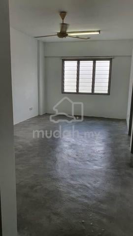 Sri Rakyat Apartment 1