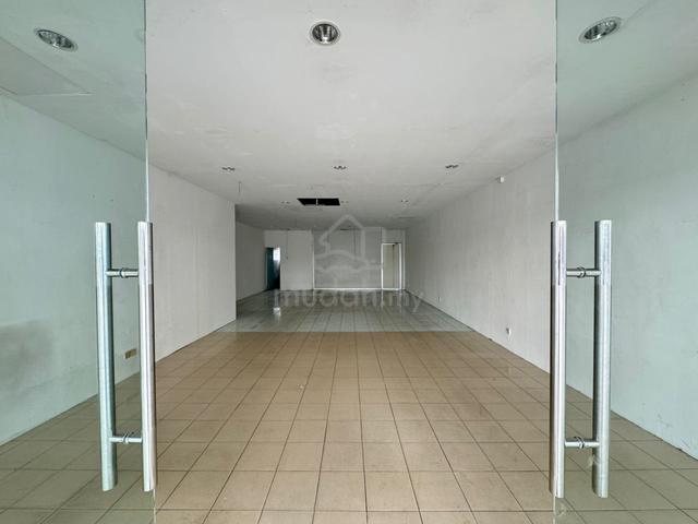 Ground floor shop next to Starview restaurant Perai for Rent 1