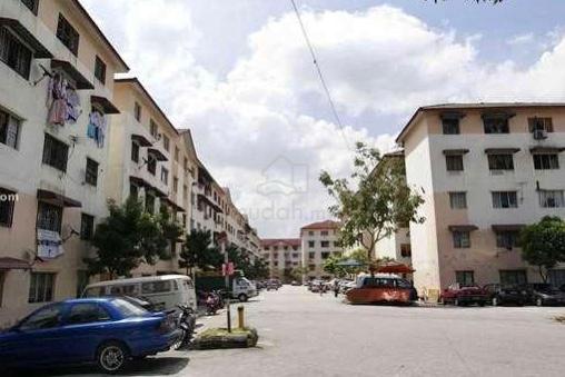 Apartment Idaman 1