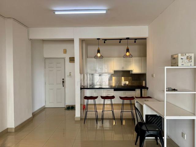 Large room @ Suriamas condo Sunway 1