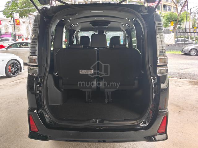 2021 Toyota VOXY 2.0 ZS KIRAMEKI III (A) - 5
