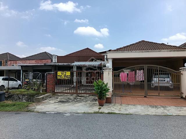 Subang Jaya - SS18 - Single Storey Intermediate house - For Sales 1