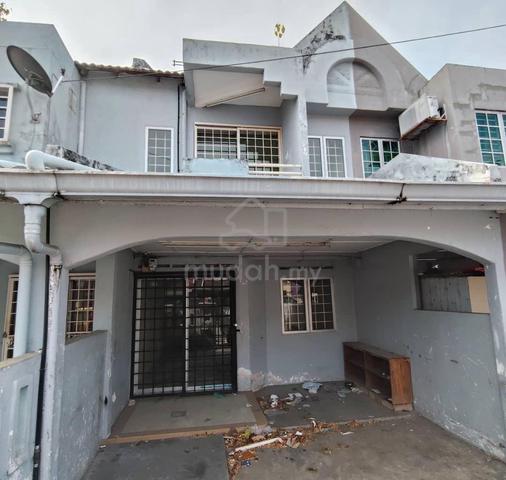 Puchong Intan 2 Storey House Below Market (Full Loan & CASH Back) 1