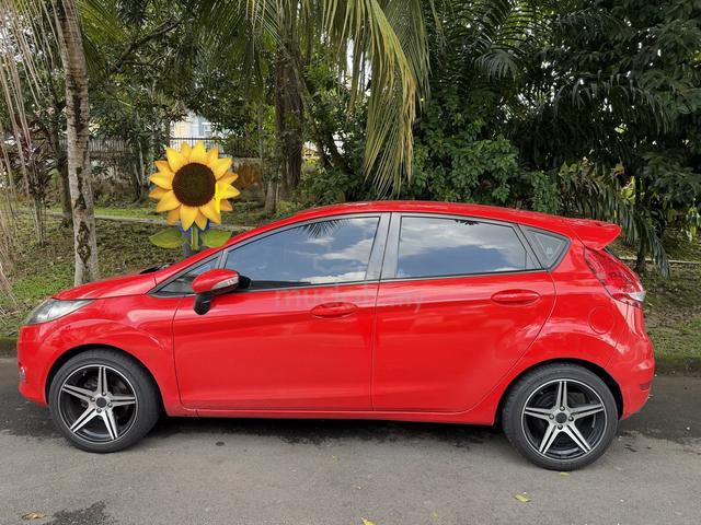 Ford Fiesta 1.6 Sport Auto|1 Owner|Lady Owner - 2