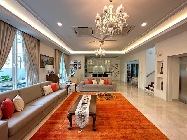 END LOT 3.5 Storey Bungalow Aspen Garden Residence Cyberjaya 1