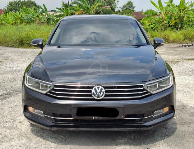 VOLKSWAGEN PASSAT 2018 1.8 (A)  loan kedai  - 2