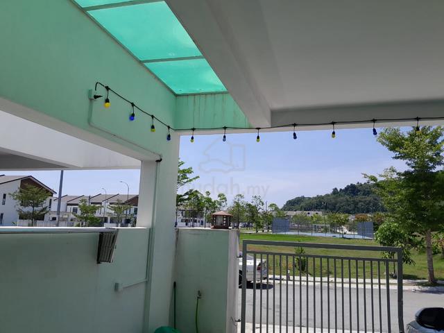 For RENT | SPACIOUS 4 ROOM | TIARA SENDAYAN 1