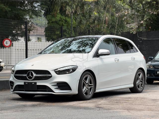 2022 Mercedes Benz B180 AMG LINE FULLY LOADED - 1