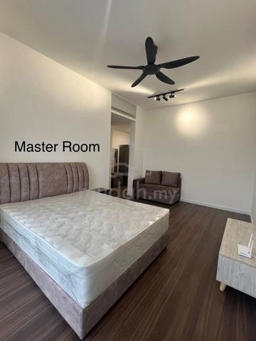 【Spacious MasterRoom With Carpark】Vertu Resort Room for Rent 1